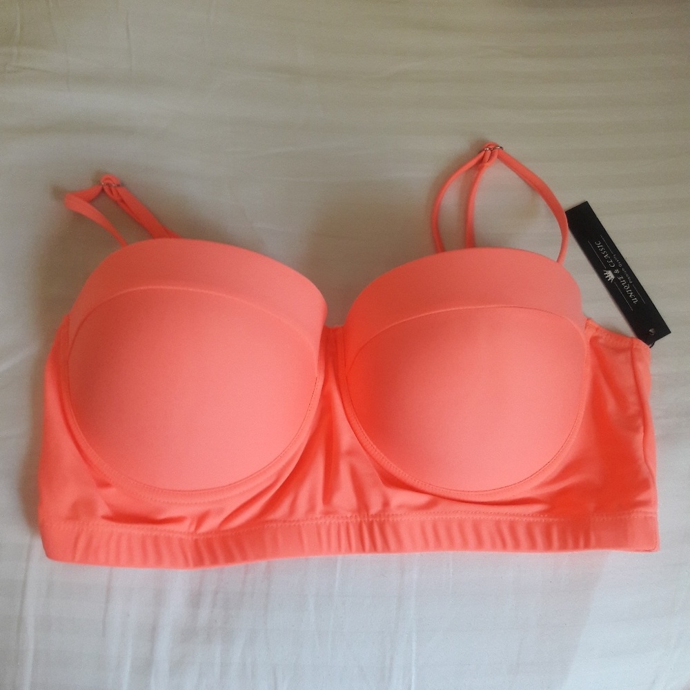 Swimsuit top